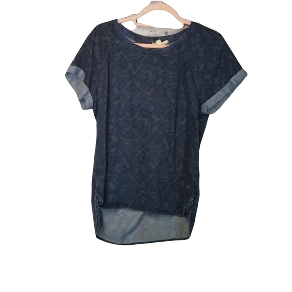 Anthropologie Tops - Cloth & Stone Anthropologie ikat chambray